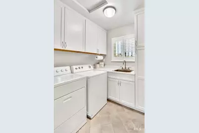 180 Apollo Court, Novato, CA 94947 - Photo 20