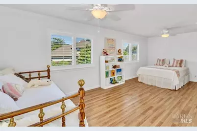 180 Apollo Court, Novato, CA 94947 - Photo 22