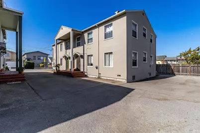 5801 Madison Ave Avenue, Richmond, CA 94112 - Photo 2
