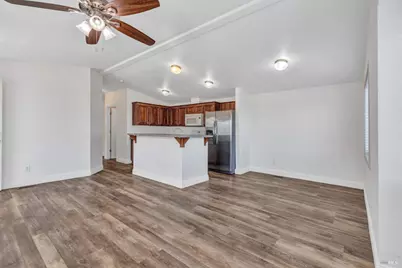 37 Catalpa Drive, Vallejo, CA 94589 - Photo 6