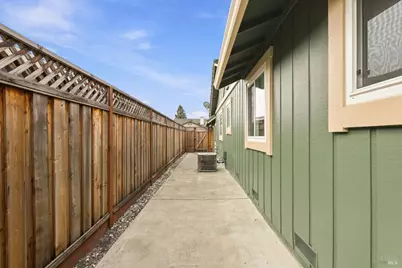 1101 Daniel Drive, Petaluma, CA 94954 - Photo 26