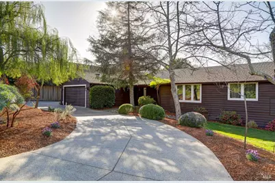 8 Circle Road, San Rafael, CA 94903 - Photo 1