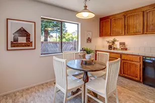 301 Darley Dr, Vallejo, CA 94591 - Photo 18