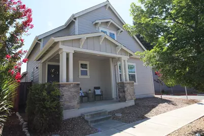1498 Cavendish Avenue, Santa Rosa, CA 95401 - Photo 2