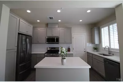 1498 Cavendish Avenue, Santa Rosa, CA 95401 - Photo 12