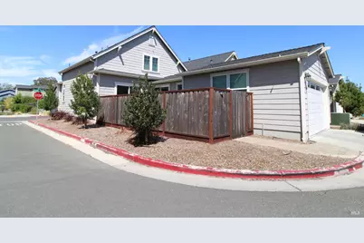 1498 Cavendish Avenue, Santa Rosa, CA 95401 - Photo 32