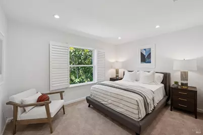8 Del Oro Lagoon, Novato, CA 94949 - Photo 22