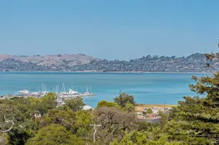112 Glen Dr, Sausalito, CA 94965 - Photo 2