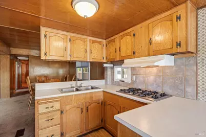 208 Aileen Avenue, Santa Rosa, CA 95407 - Photo 4