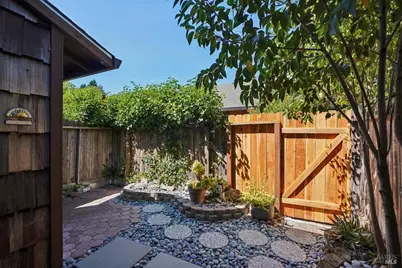 8016 Sunflower Drive, Cotati, CA 94931 - Photo 24
