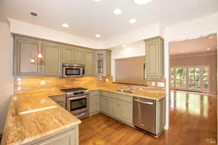 154 White Oak Dr, Santa Rosa, CA 95409 - Photo 1