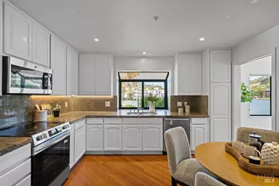 6052 Shelter Bay Avenue, Mill Valley, CA 94941 - Photo 12