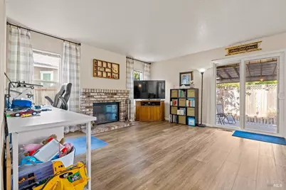 1975 Seville Street, Santa Rosa, CA 95403 - Photo 14