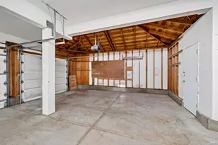 306 Whitethorn Ct, Windsor, CA 95492 - Photo 36