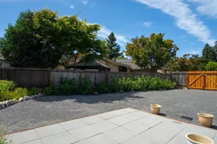 2236 Valdes Ct, Santa Rosa, CA 95403 - Photo 26
