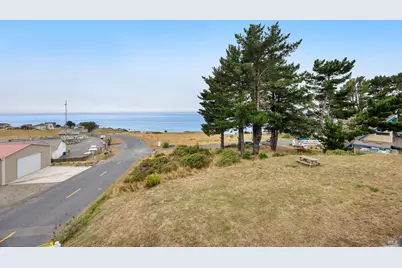 129 Lower Pacific Drive, Shelter Cove, CA 95589 - Photo 64
