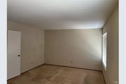 1520 Woodcreek Drive, Fairfield, CA 94534 - Photo 8