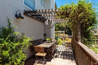 2528 Pawnee Street, Santa Rosa, CA 95403 - Photo 48