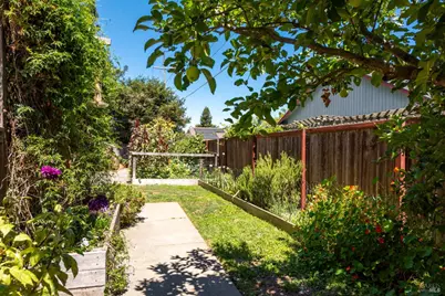 2528 Pawnee Street, Santa Rosa, CA 95403 - Photo 52