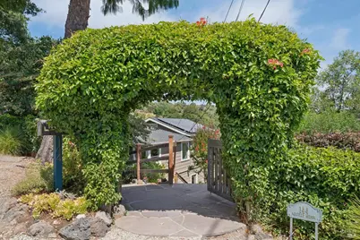 144 Melville Avenue, San Anselmo, CA 94960 - Photo 2