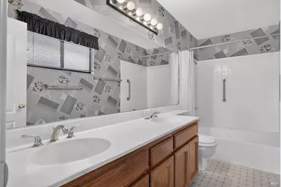 1409 Magnolia Avenue, Rohnert Park, CA 94928 - Photo 22