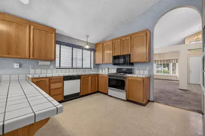 1409 Magnolia Avenue, Rohnert Park, CA 94928 - Photo 14