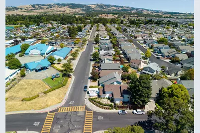 1409 Magnolia Avenue, Rohnert Park, CA 94928 - Photo 32