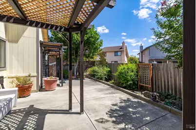1409 Magnolia Avenue, Rohnert Park, CA 94928 - Photo 28