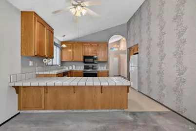 1409 Magnolia Avenue, Rohnert Park, CA 94928 - Photo 16
