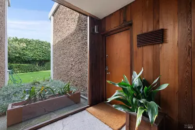 2 Lyford Drive #6, Tiburon, CA 94920 - Photo 4