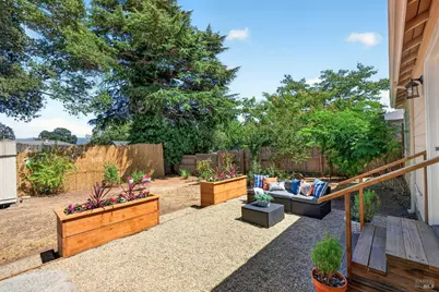 210 Homewood Avenue, Napa, CA 94558 - Photo 24