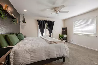 613 Isabella Court, Vacaville, CA 95687 - Photo 20
