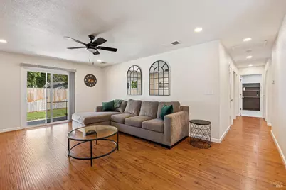 613 Isabella Court, Vacaville, CA 95687 - Photo 12