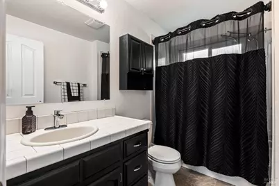 613 Isabella Court, Vacaville, CA 95687 - Photo 22