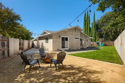 613 Isabella Court, Vacaville, CA 95687 - Photo 26