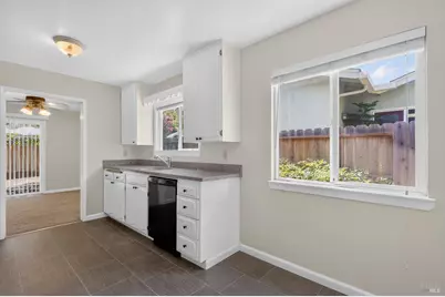 127 Kerns Court, Napa, CA 94558 - Photo 8