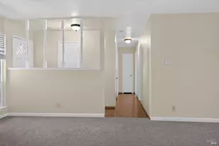 127 Kerns Ct, Napa, CA 94558 - Photo 6