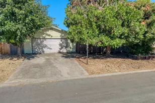 7295 Marina Ct, Clearlake, CA 95422 - Photo 8