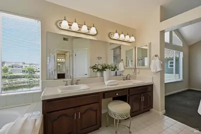 29 Lighthouse Court, Napa, CA 94559 - Photo 30