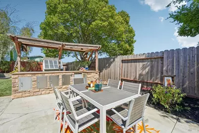 515 Poppy Circle, Benicia, CA 94510 - Photo 34
