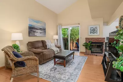 2 Pinewood Lane, Novato, CA 94947 - Photo 6