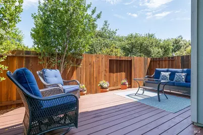 2 Pinewood Lane, Novato, CA 94947 - Photo 22