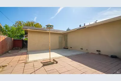 362 Tulip Street, Fairfield, CA 94533 - Photo 26