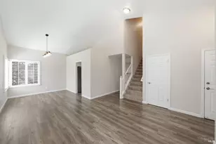 1890 Howard Dr, Windsor, CA 95492 - Photo 2