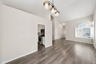 1890 Howard Dr, Windsor, CA 95492 - Photo 8
