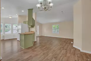 92 Karen Ct, Vallejo, CA 94590 - Photo 6