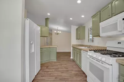 92 Karen Court, Vallejo, CA 94590 - Photo 10