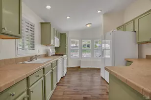 92 Karen Ct, Vallejo, CA 94590 - Photo 8