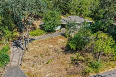 17050 Park Avenue, Sonoma, CA 95476 - Photo 32