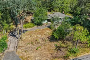 17050 Park Ave, Sonoma, CA 95476 - Photo 32